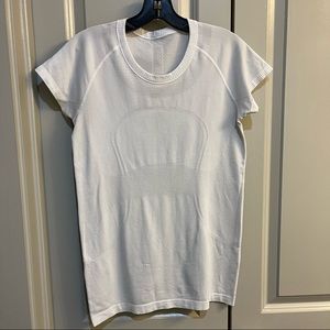 White swiftly tech Lululemon